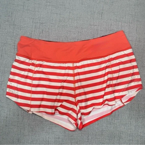 Lululemon Run Light As Air Short Fearless Red Waldo Stripe 2012 Seawheeze Size 8 - Picture 3 of 11